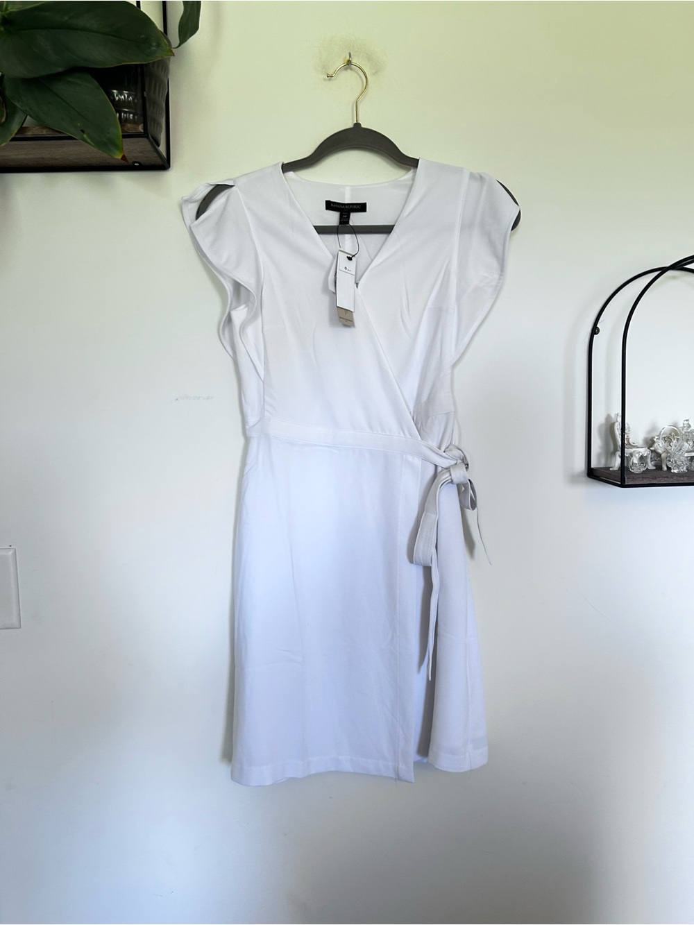 Banana Republic Factory White Short Split Sleeve Petite Mini Wrap Dress Size 0P